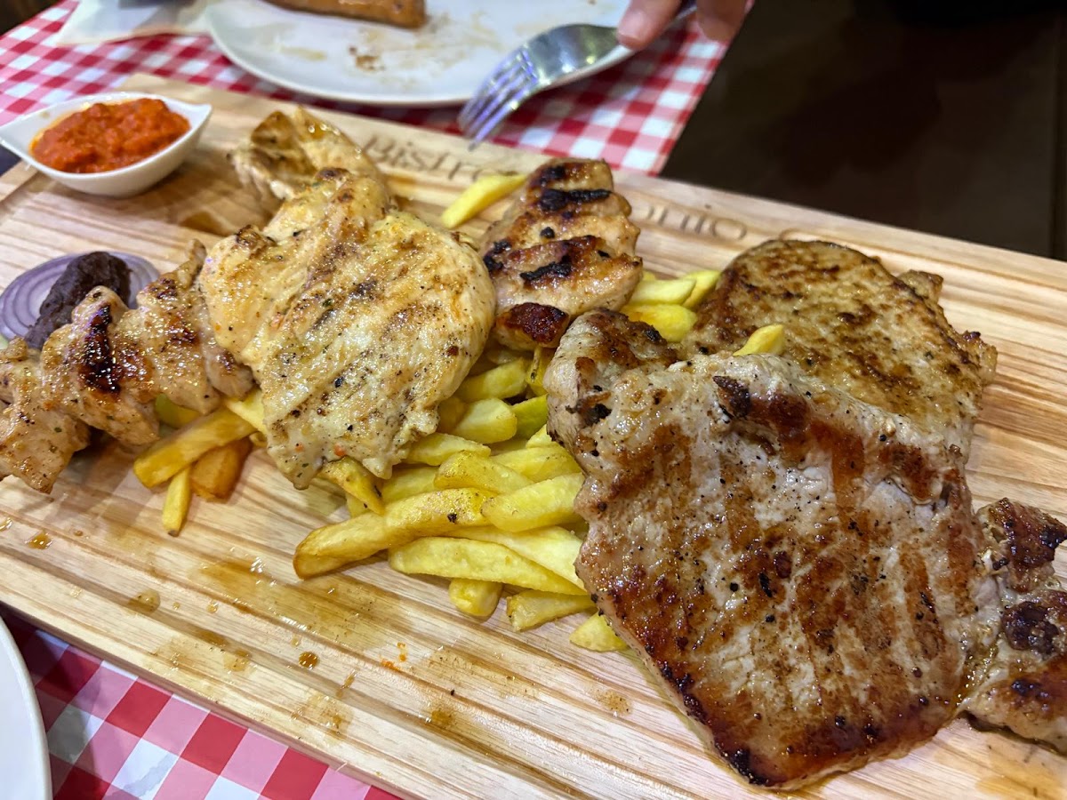 Bistro Antonio - Photo 2