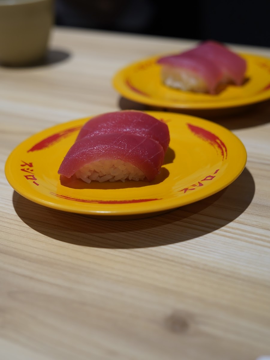 Sushiro Shinjuku Nishiguchi - Photo 4