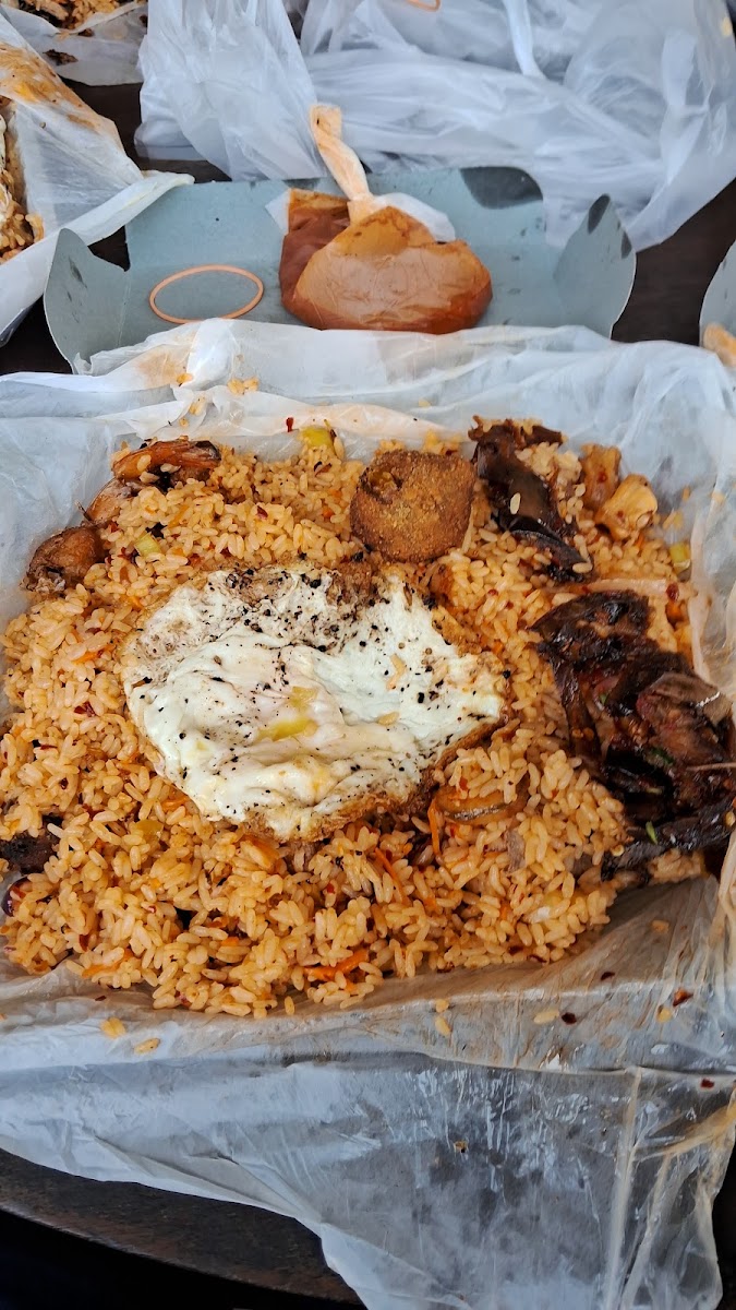 Dulsara Restaurant - Photo 9