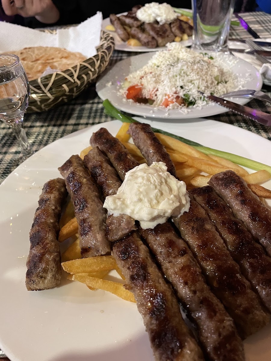 Restoran Taverna - Photo 2
