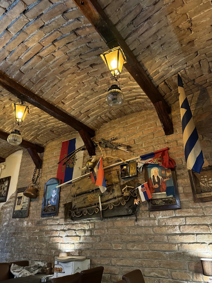 Restoran Taverna - Photo 3