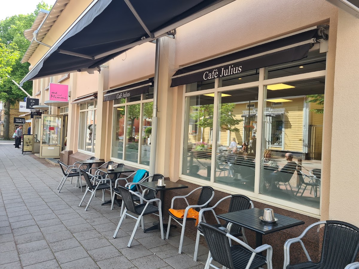 Julius Café & Konditori