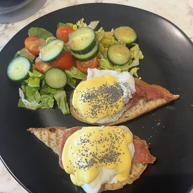 Eggs Benedict
