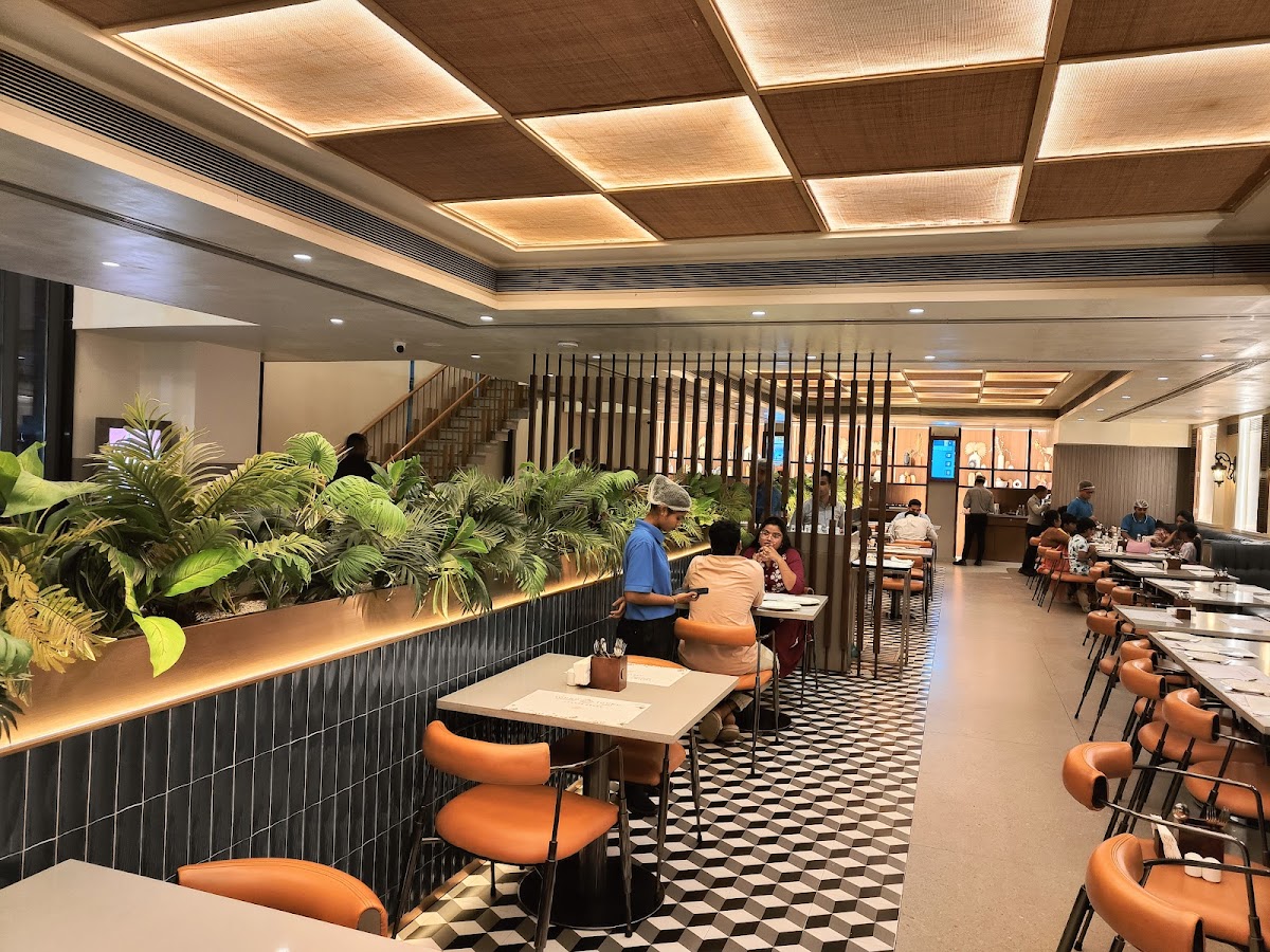 IGURU Banquets & Restaurant - Photo 2