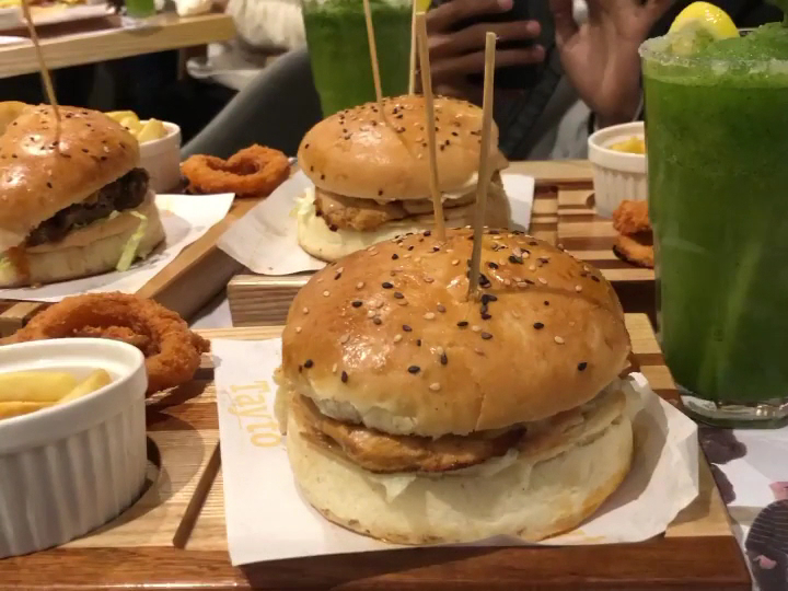 Tayto Cafe - Centaurus Mall - Photo 1
