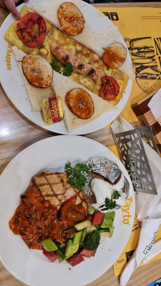 Tayto Cafe - Centaurus Mall - Photo 7