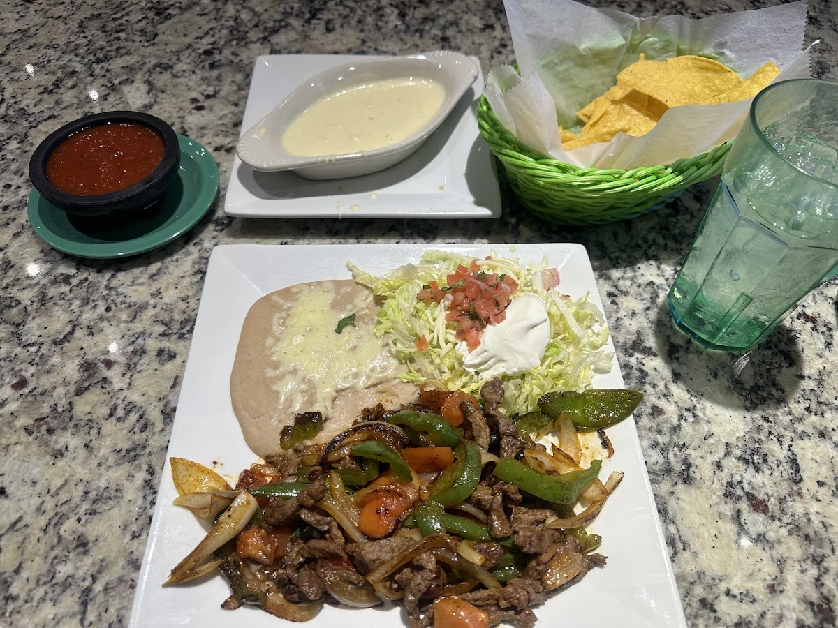 Don Mezcal Mexican Grill - Photo 5