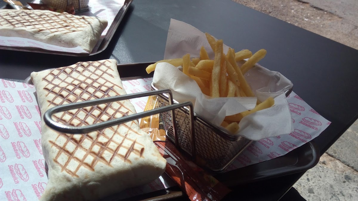 First Tacos Agadir - Photo 6