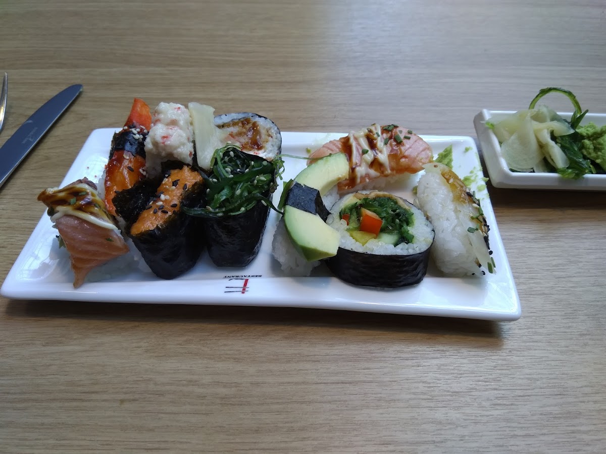 Ebi Sushibuffet Tikkuri - Photo 4