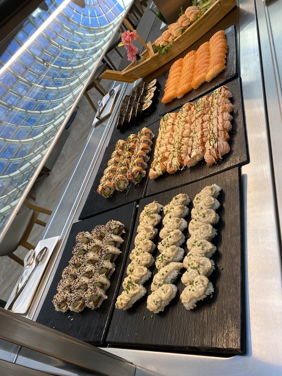 Ebi Sushibuffet Tikkuri - Photo 6