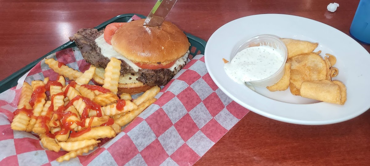 TJ's - Photo 5