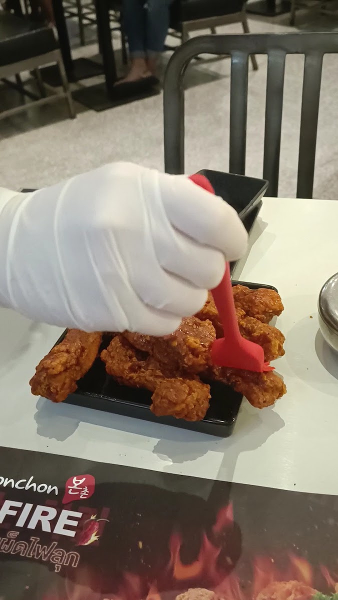 Bonchon The Emquartier - Photo 1