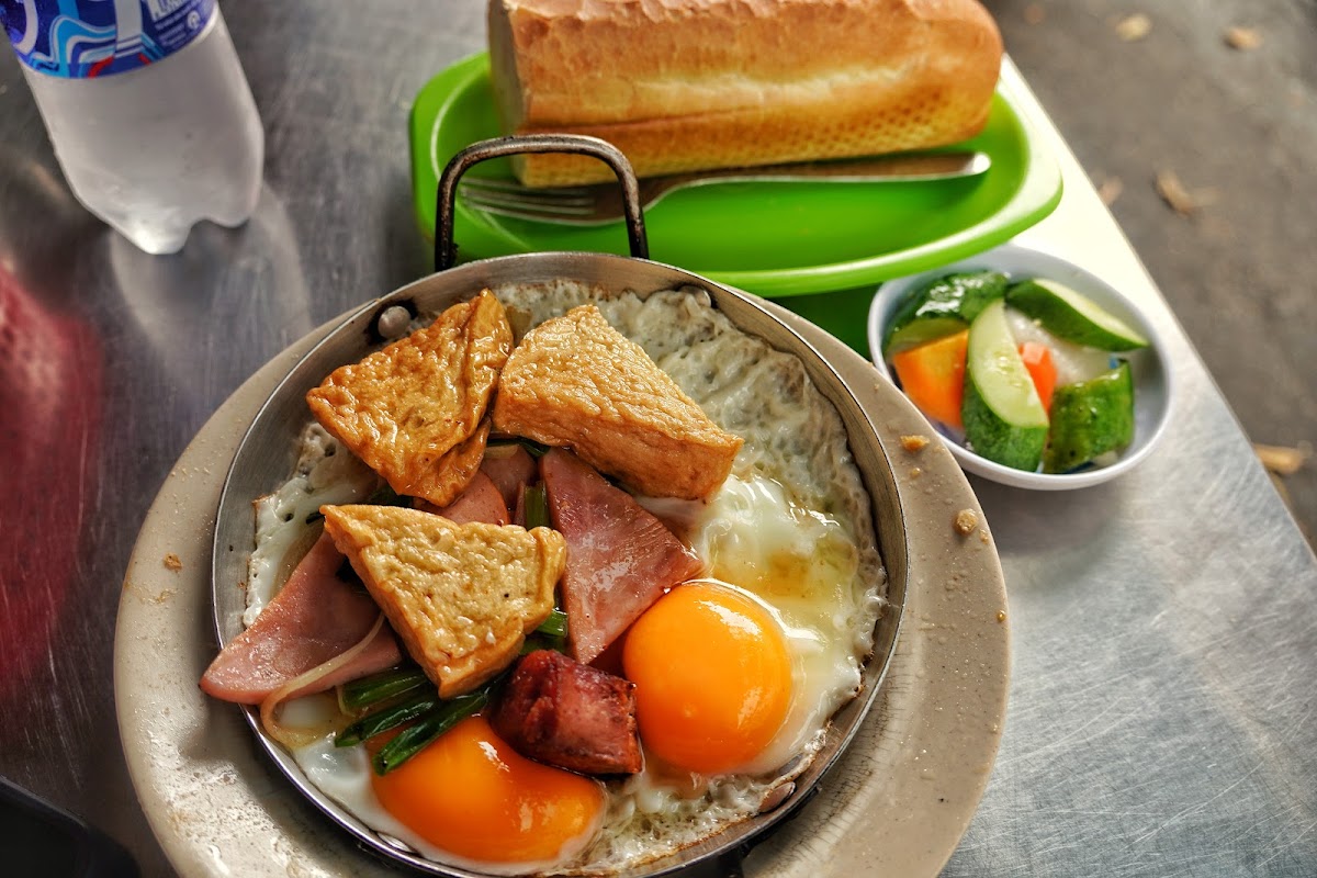 Bánh Mì Hòa Mã - Photo 2
