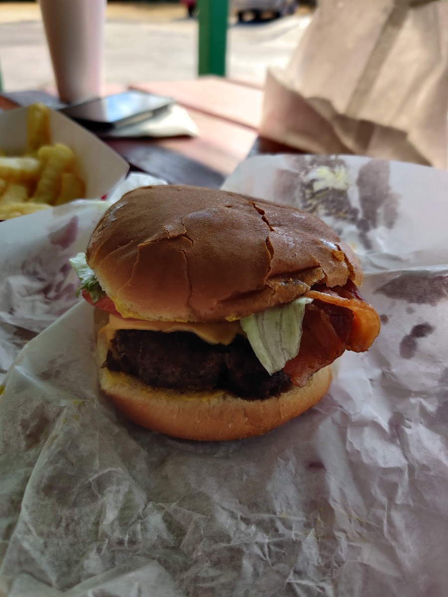 Burger Chick - Photo 6