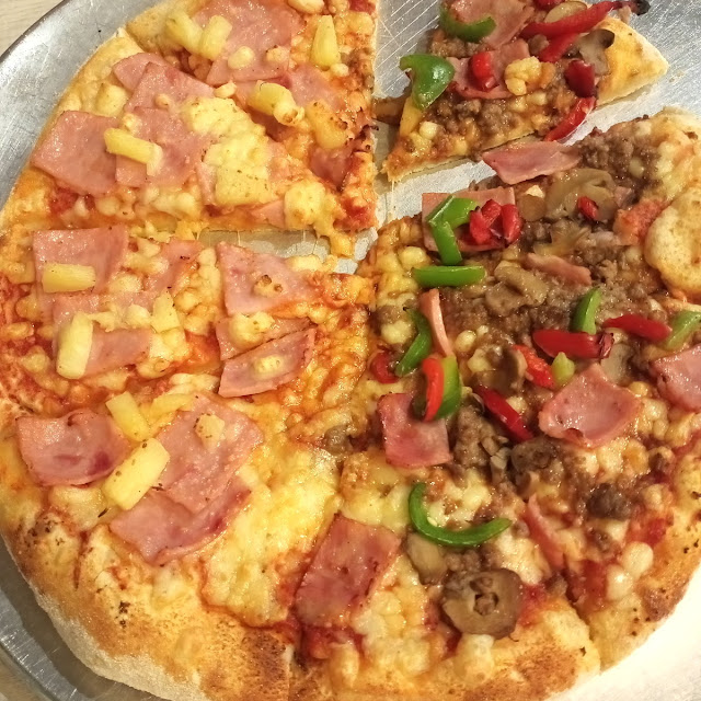 Pizza Hawaiana Y de la Casa