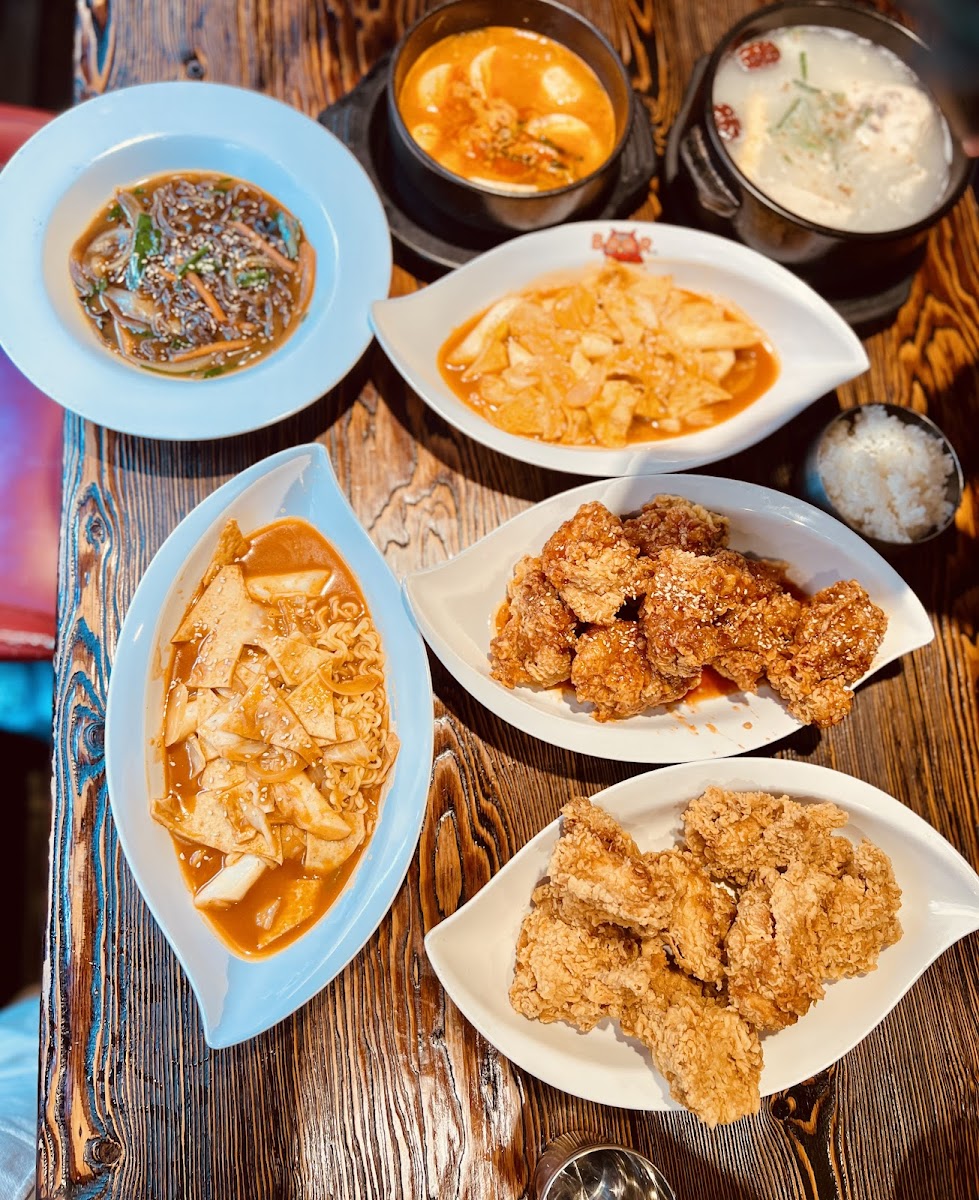 Kampungku Restaurant - Photo 3