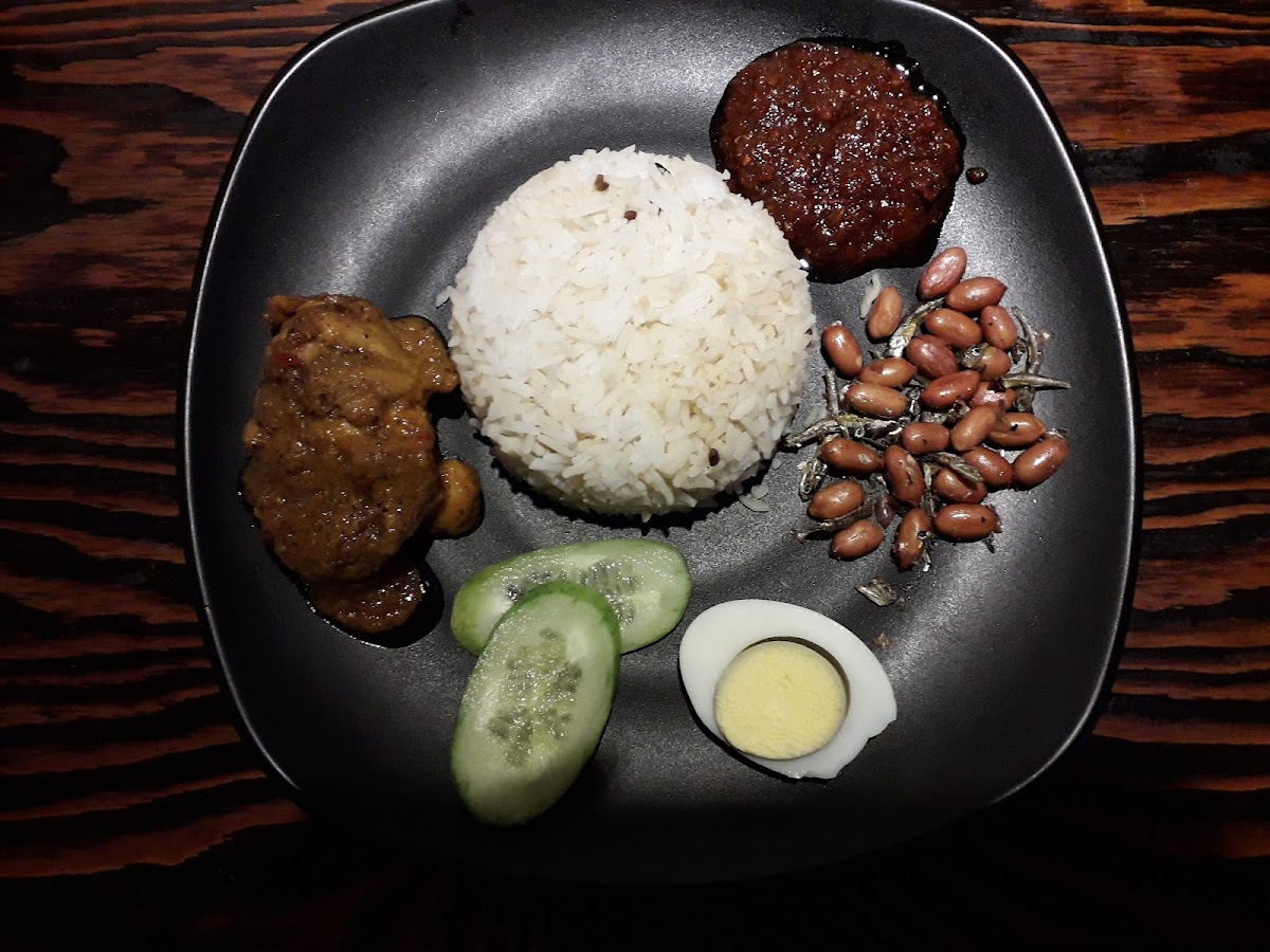 Kampungku Restaurant - Photo 8