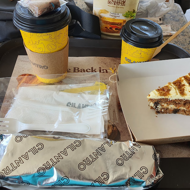 Cheese Cake and Carrot Cake