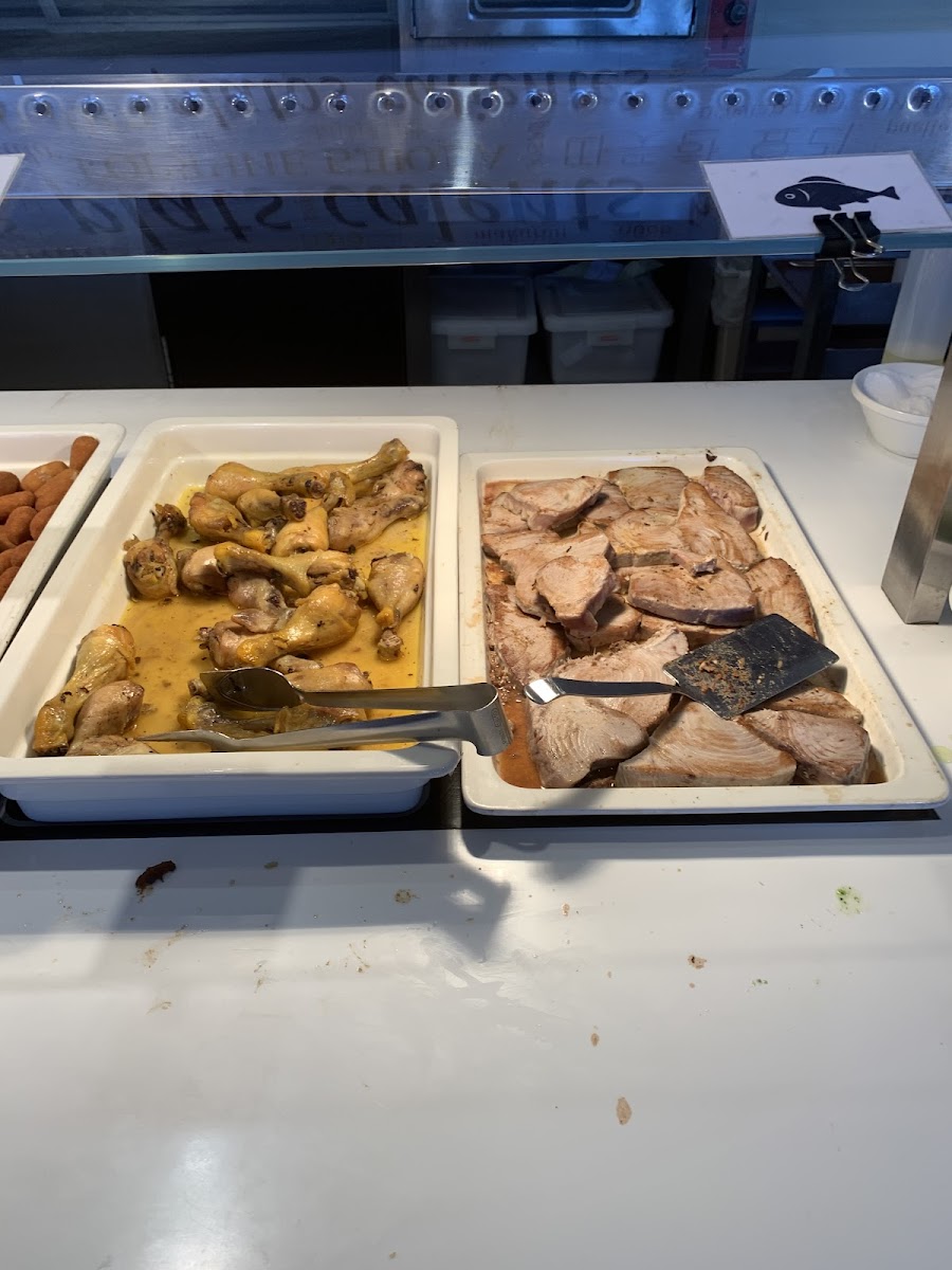 Montserrat Buffet - Photo 4