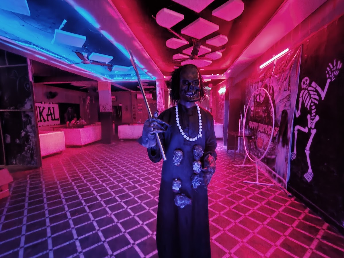 KANKAL HORROR RESTAURANT - Photo 2