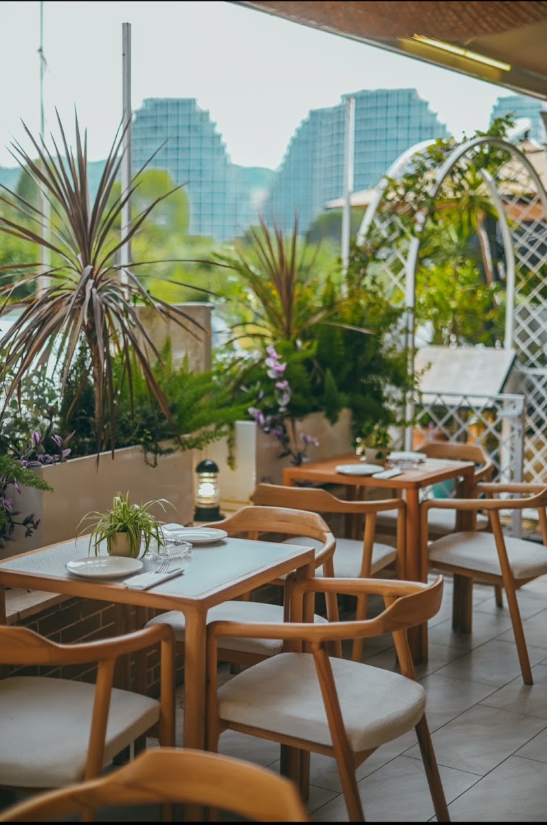 Oliveta Restaurant