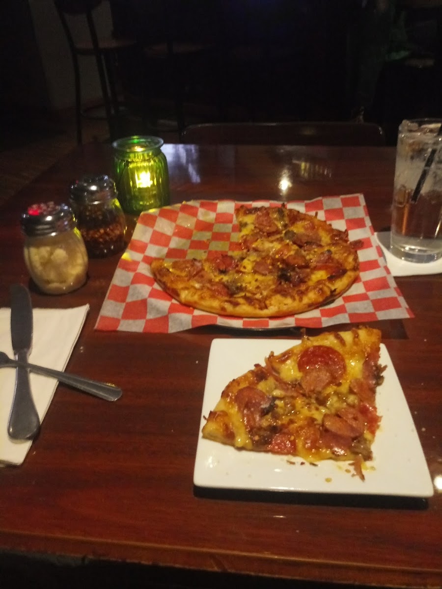 Ugly Duckling Restaurant & Bar - Photo 7