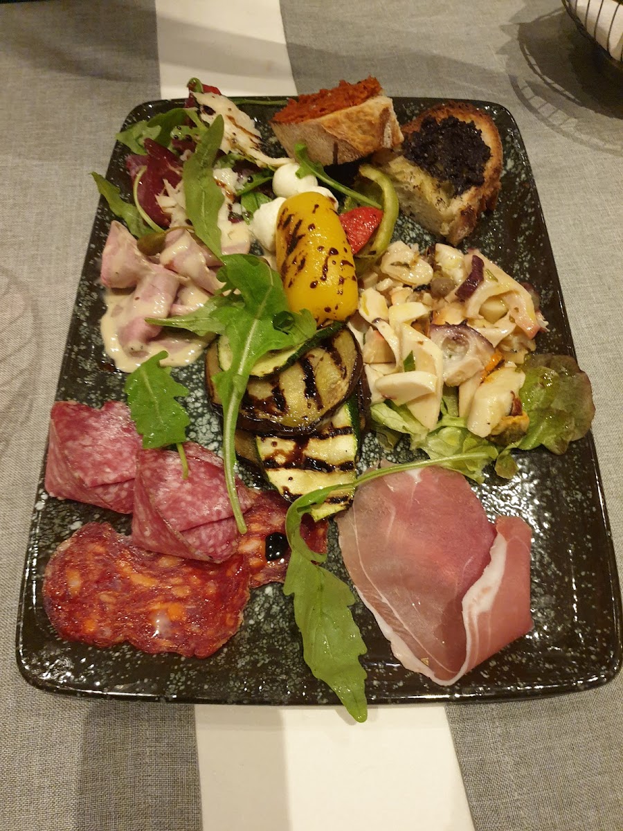 Da Gino Ristorante Pizzeria - Photo 5