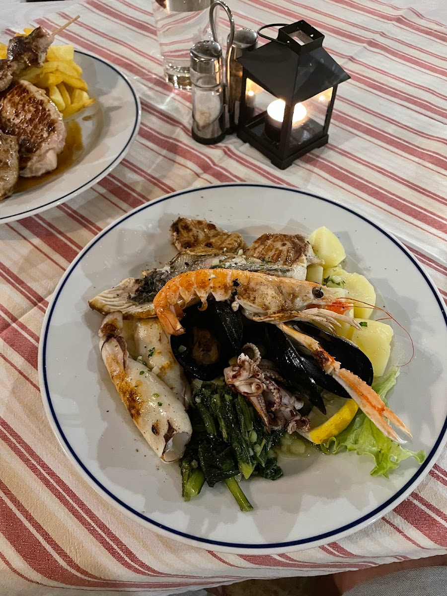 Hacienda Restaurant - Photo 6