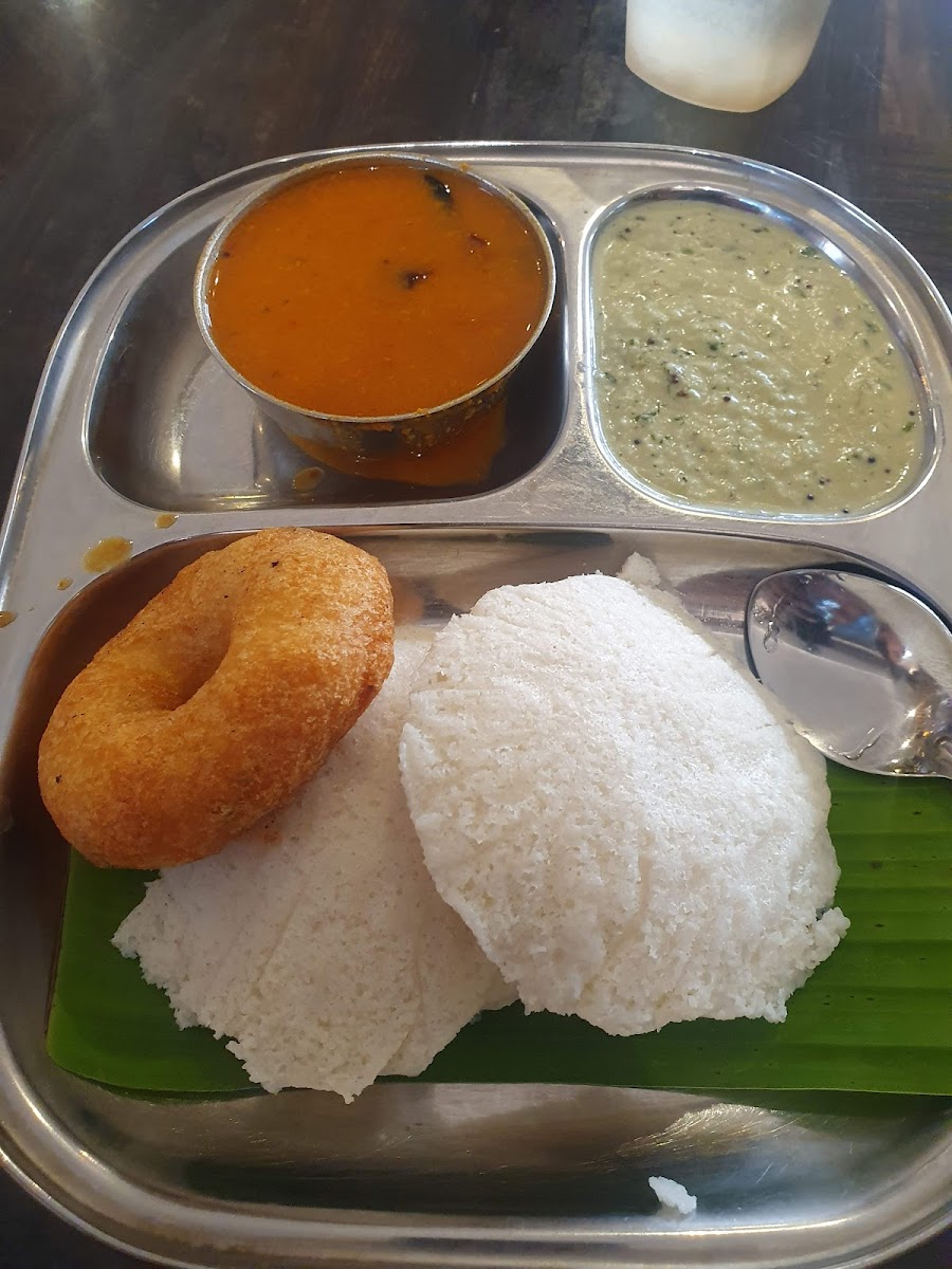 Madhu Nivas - Photo 7