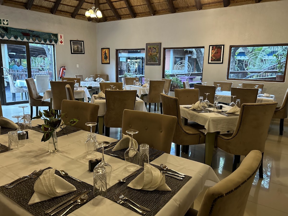 Kalimambo Pub, Indian Restaurant, and Grill