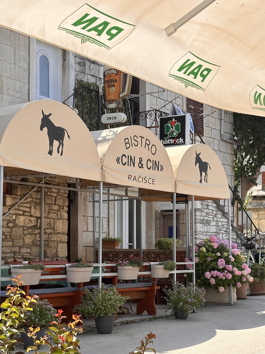 Bistro 'Cin & Cin'