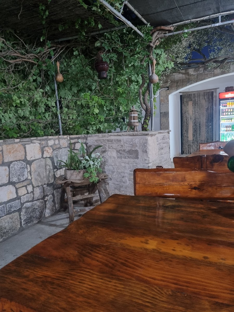 Restaurant/Bar Bajko - Photo 9