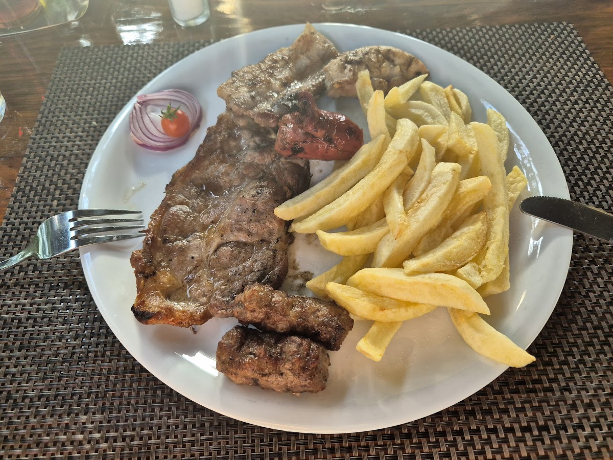 Restaurant/Bar Bajko - Photo 1