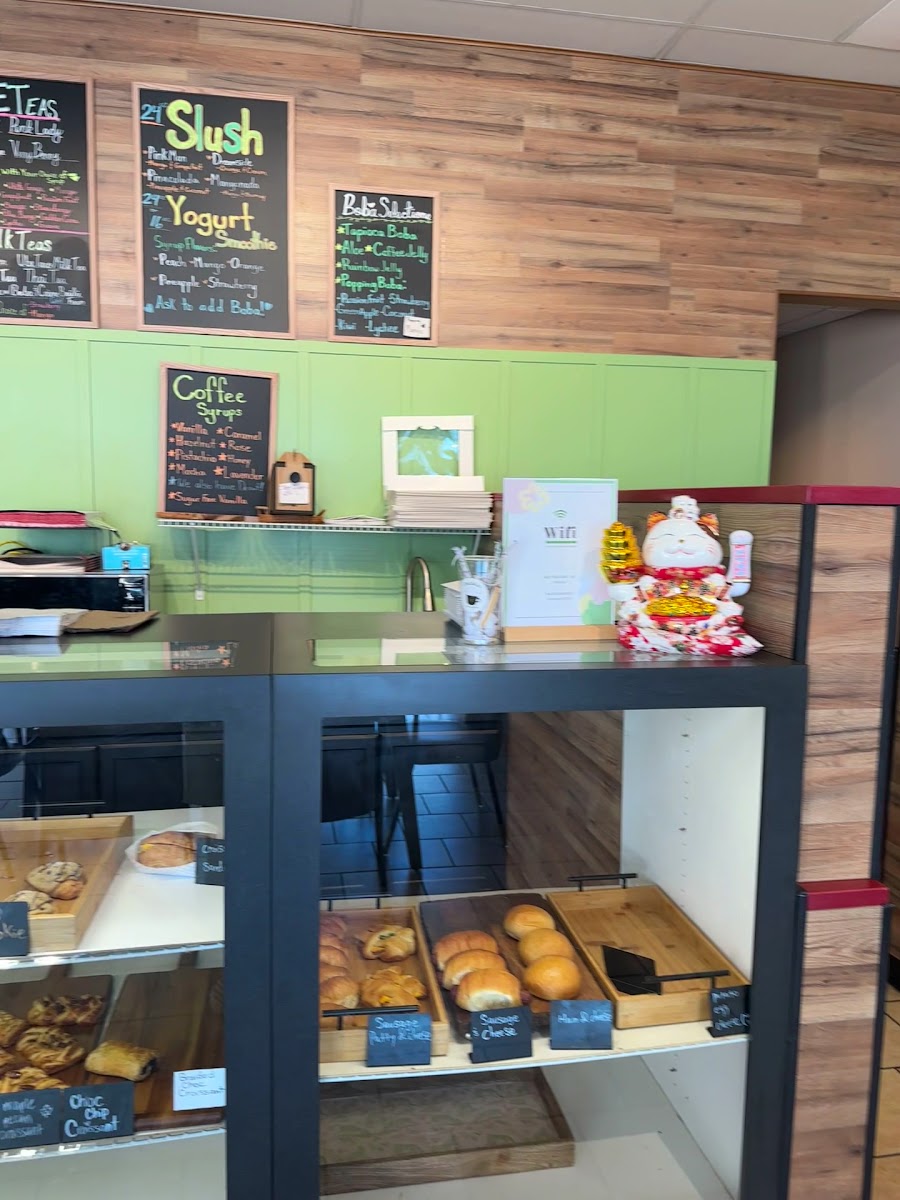 Petalia brews & bites - Photo 1