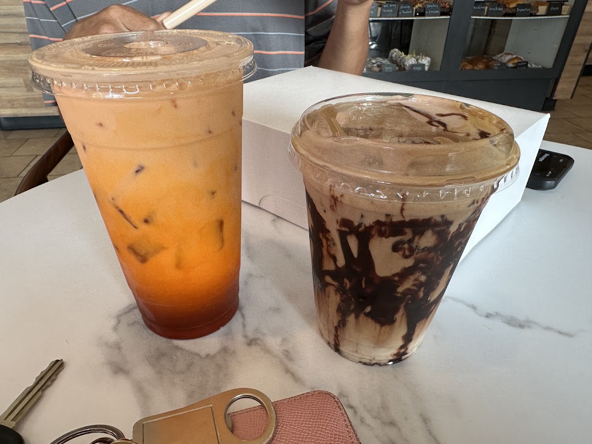 Petalia brews & bites - Photo 5