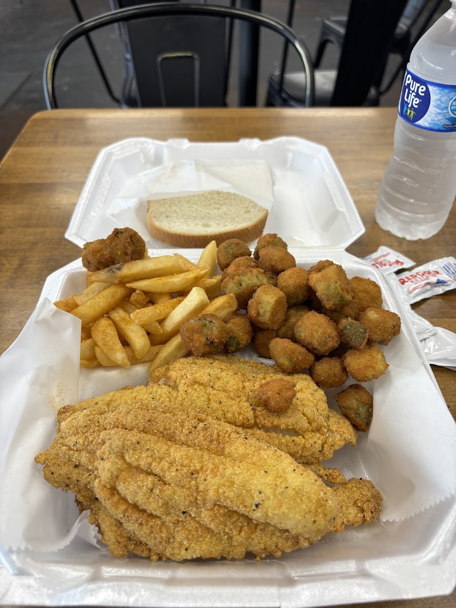 Harvey's Fish Hut Too - Photo 2