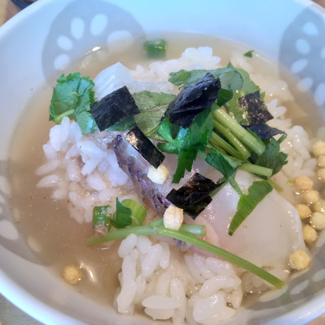 胡麻だれ鯛茶漬け