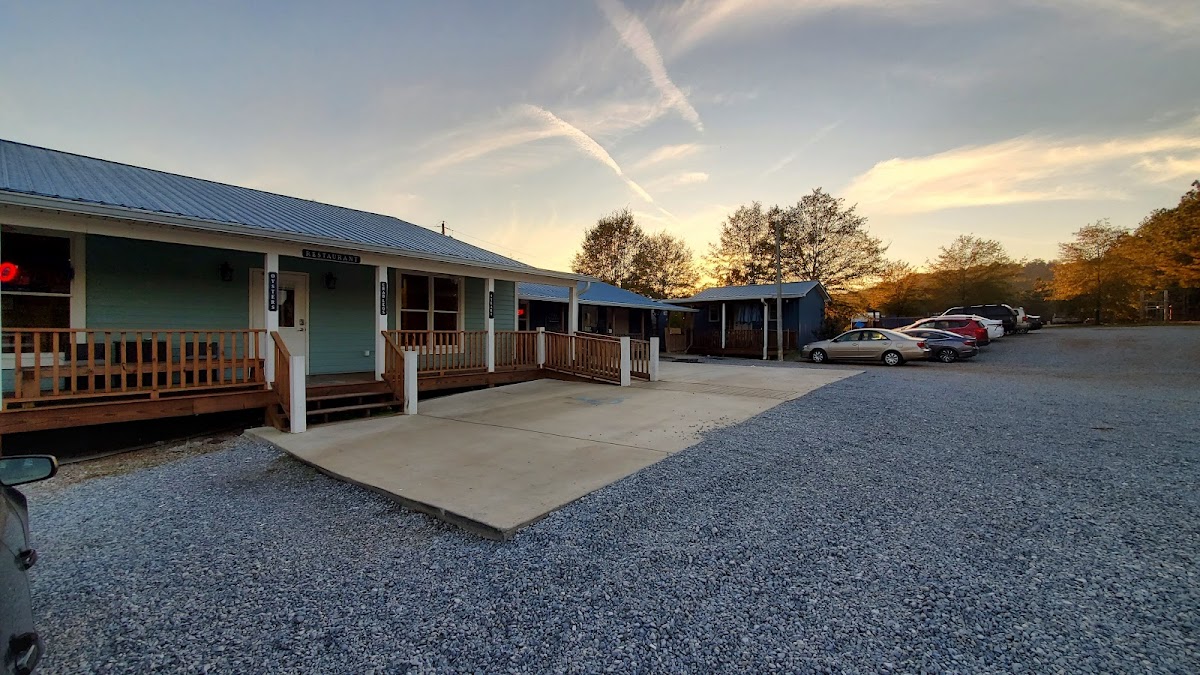 Highway 77 Fish Market Restaurant LLC - Photo 9