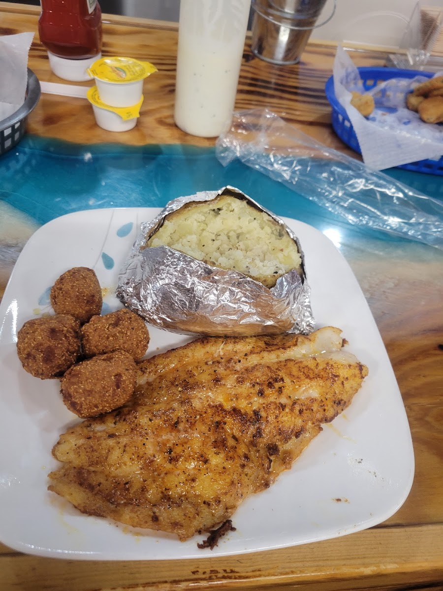 Highway 77 Fish Market Restaurant LLC - Photo 5