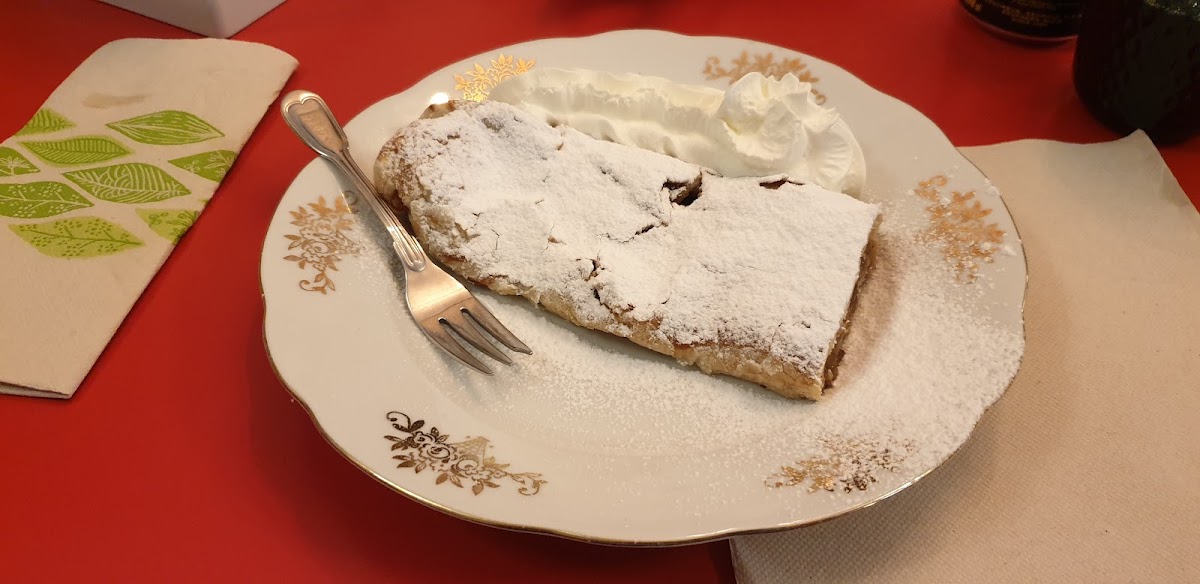 Schnitzelhaus Restaurace Rizkarna - Photo 9