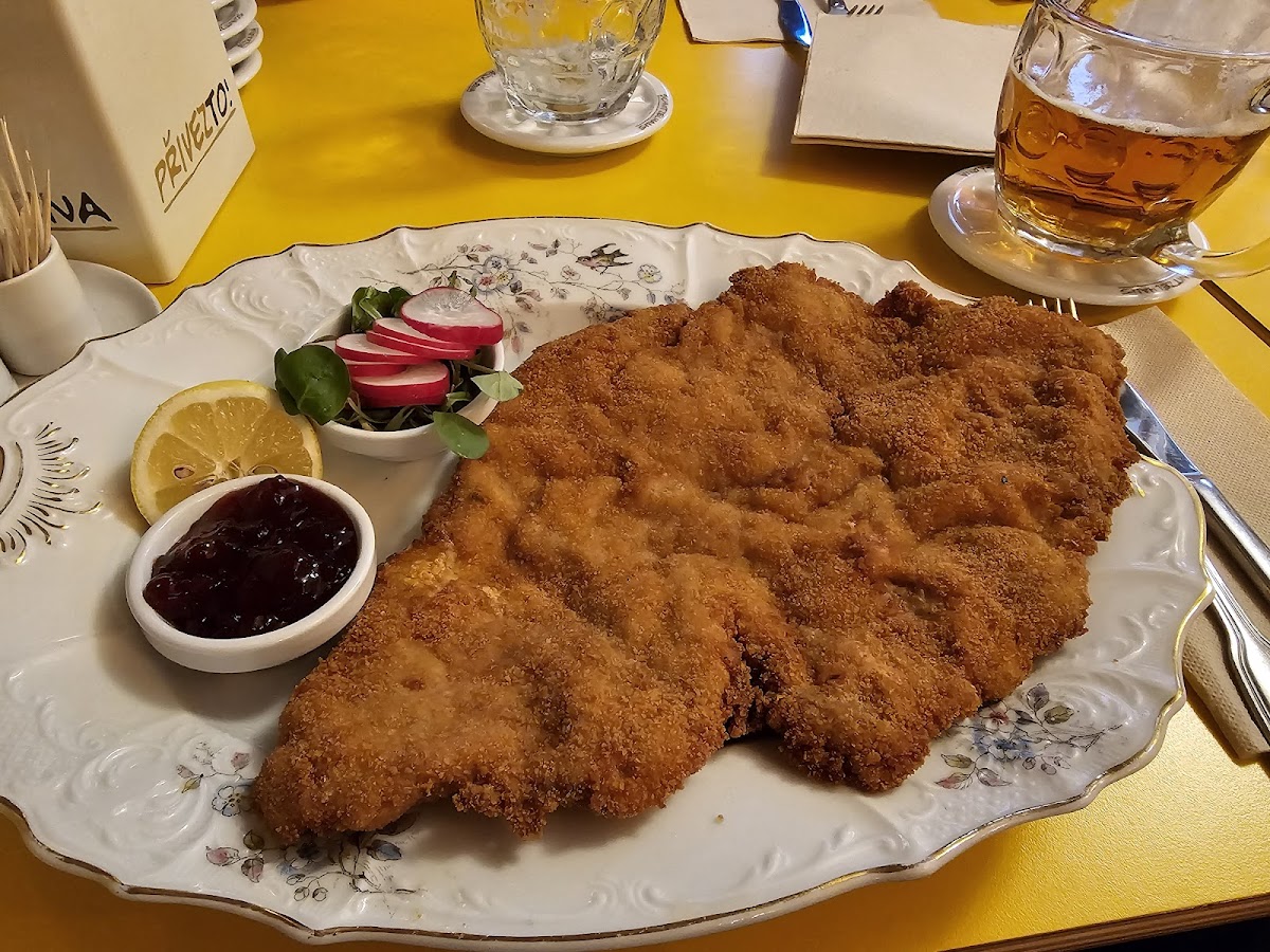 Schnitzelhaus Restaurace Rizkarna - Photo 4