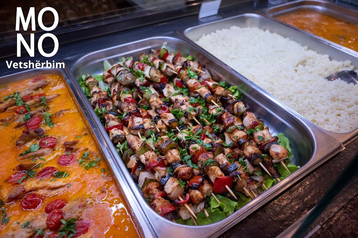 Mono Tirana Restaurant - Photo 7