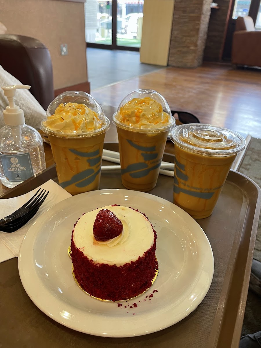 Caribou Coffee - Juffair - Photo 3