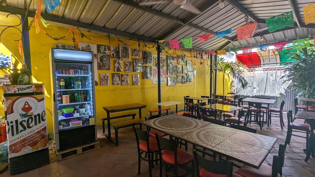 Chipotle Taqueria - Photo 2