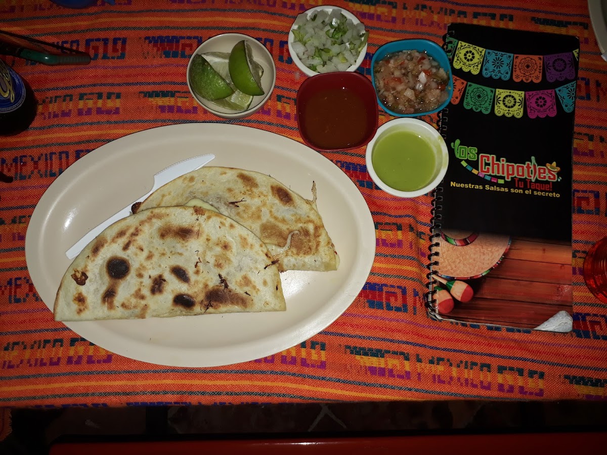 Chipotle Taqueria - Photo 7