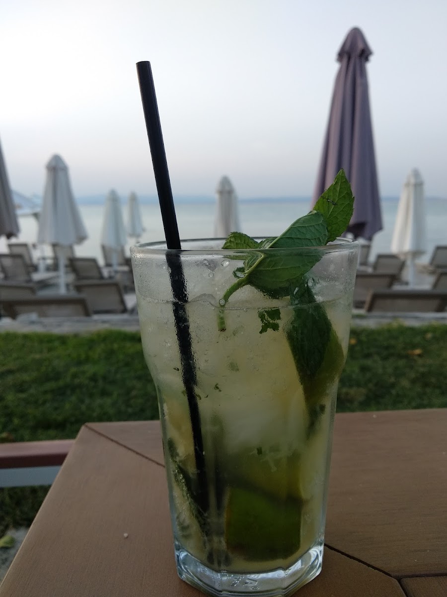 Mougre - Lounge Bar & Food - Photo 6