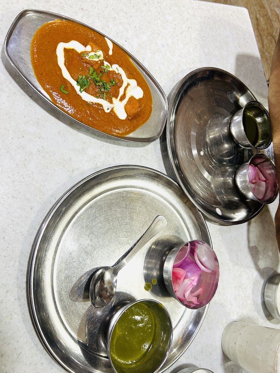 Madan Pure Veg Dhabha - Photo 4