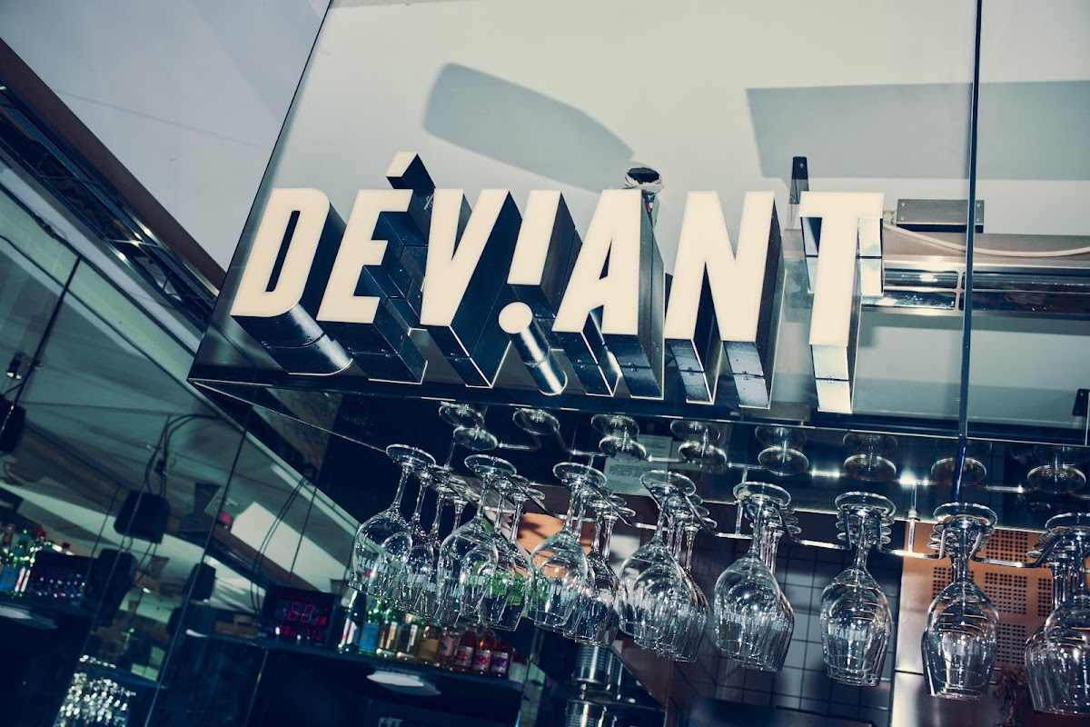 Deviant - Photo 2