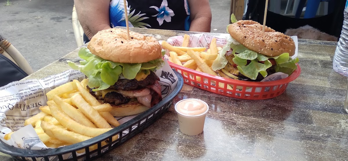 Mrs Browns Diner - Photo 8