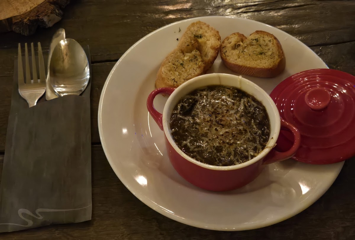 HollaPolla Restaurant - Photo 6
